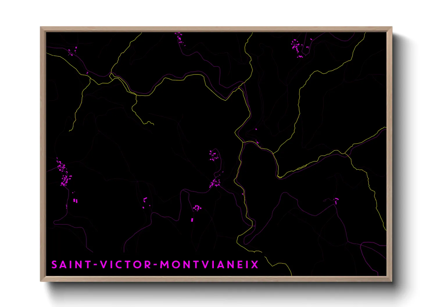 Une affiche de carte sur Saint-Victor-Montvianeix
