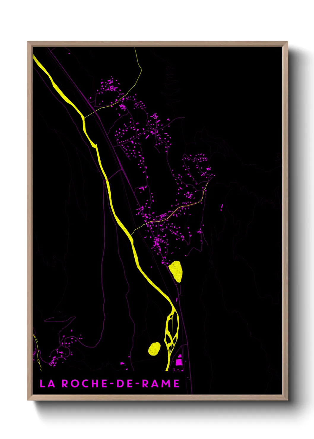 Une affiche de carte sur La Roche-de-Rame