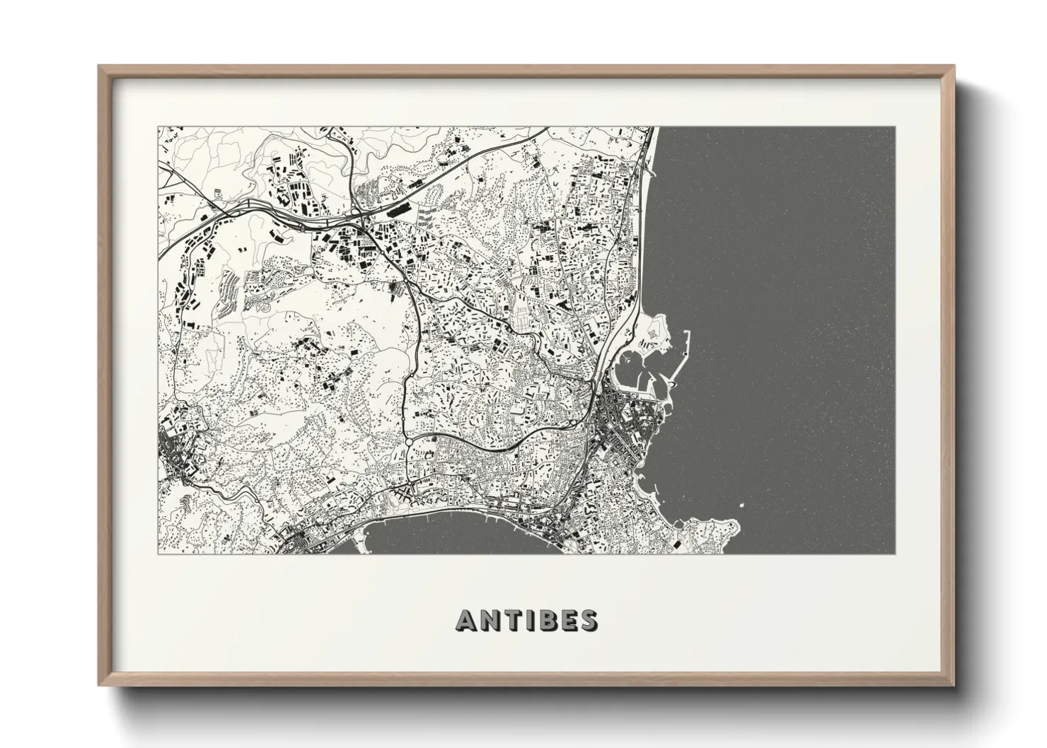 Une affiche de carte sur Antibes